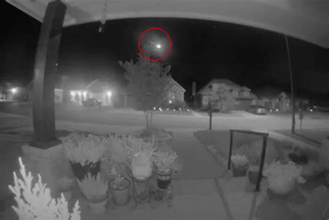 Doorbell Cameras Capture Large Fireball Streaking Across The Texas Sky