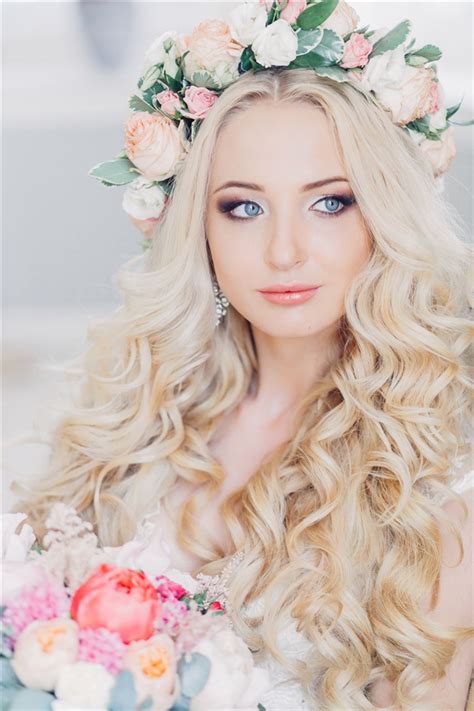 Bloned Long Wavy Wedding Hairstyle With Pastel Flower Crown Deer