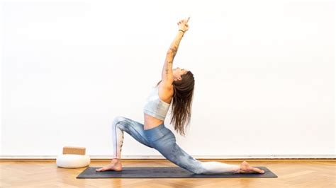 Die 10 Besten Yoga Übungen Für Anfänger Flow