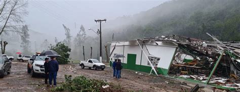 Chuvas no Oeste diversos municípios sofrem transtornos por causa do