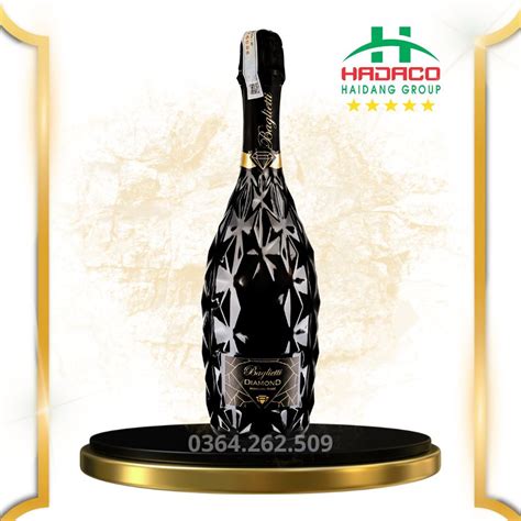 Vang Nổ Moscato Black Diamond Baglietti (6%) Rượu Vang Ý Kim Cương Đen