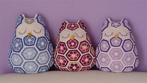 Ravelry Maggie The African Flower Owl Pillow Pattern By Jos Crocheteria