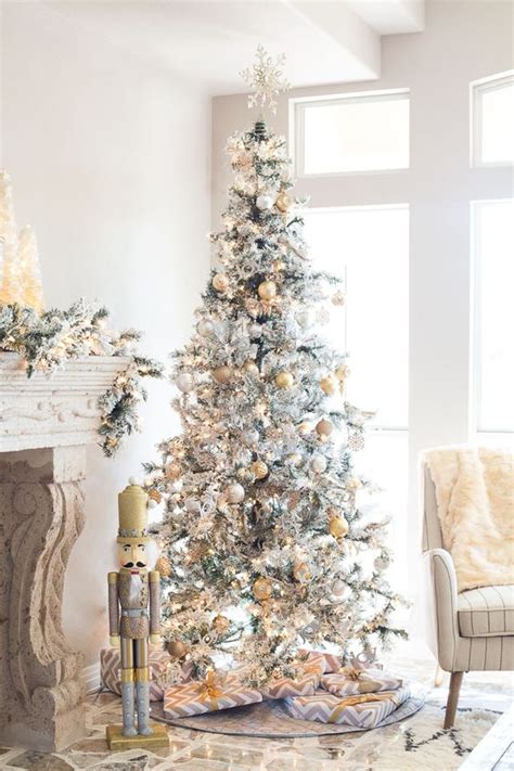 94 Best Flocked Christmas Tree Décor Ideas Digsdigs