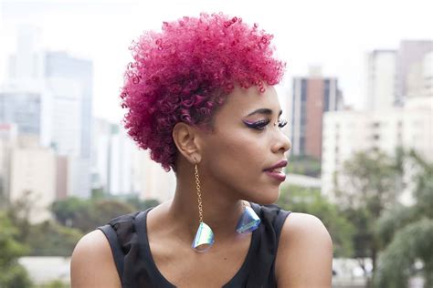 8 Pink Hairstyles for Breast Cancer Awareness Month | All Things Hair US