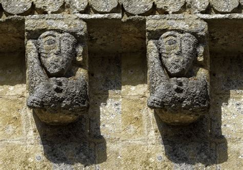 exhibitionnisme anal Erotisme dans la sculpture romane du ème siècle Jean Marie SICARD