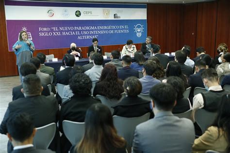 Senadora Xóchitl Gálvez Ruiz en la inauguración del Foro El nuevo