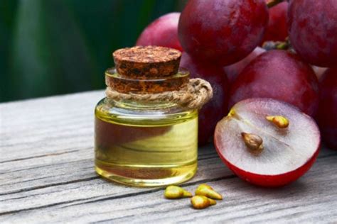 Avantages et utilisations de l huile essentielle de pépins de raisin