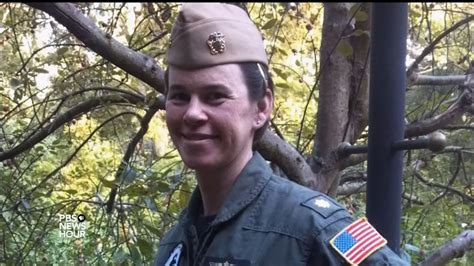 Transgender Soldiers Gain Ground As U S Military Transitions Pbs News