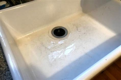 How To Fix Scratched Porcelain Sinks (DIY Guide)