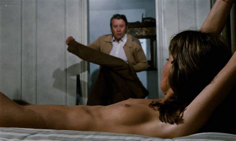 Naked Anne Parillaud In Pour La Peau Dun Flic