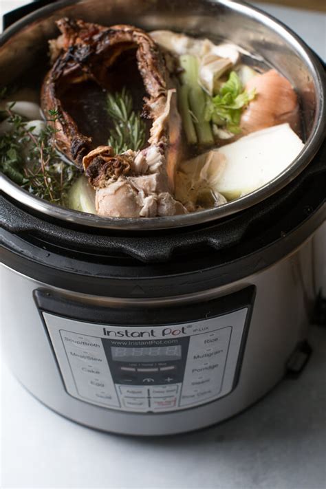 instant-pot-bone-broth-2 | Platings + Pairings