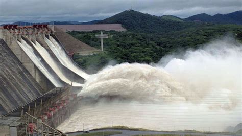 Mal Funcionamiento De Las Compuertas De Guri Agrava Inundaciones En