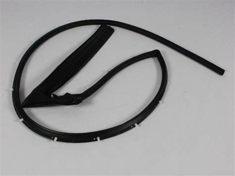 2008 2023 Dodge Challenger Front Door Mounted Weatherstrip Left 68067557ab Mopar Estores