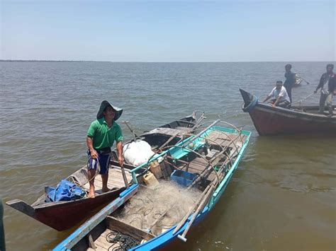 Goriau Nelayan Merbau Kepulauan Meranti Hilang Saat Menjaring Ikan