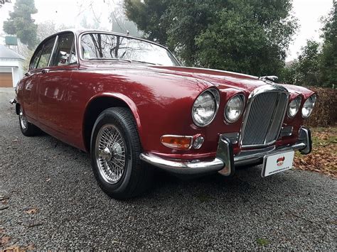 Jaguar 420 1968 Waimak Classic Cars