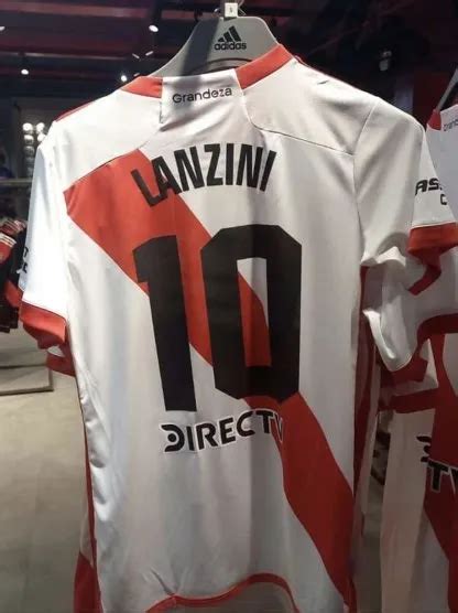 River Presentó Su Nueva Camiseta Titular Cuánto Cuesta Y Cuándo La Estrenará Agencia Noticias