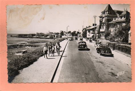 Dept Croix De Vie Le Remblai Et La Corniche Vend Enne