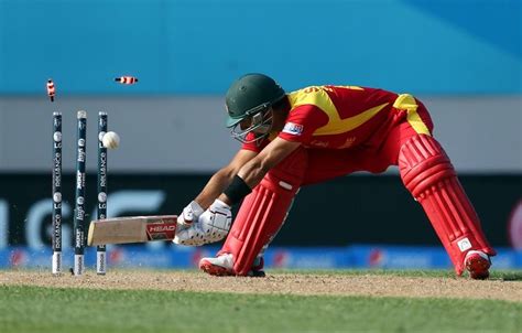 Photo Sikandar Raza Was Castled By A Mohammed Shami Yorker Cricket