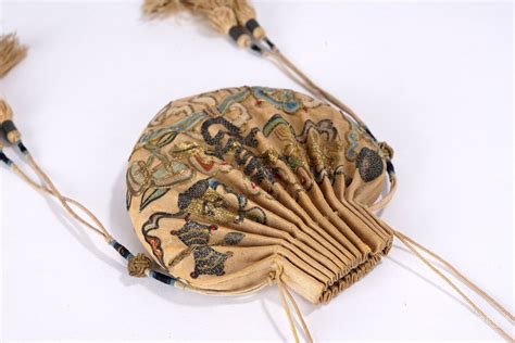 Bidlive Chinese Embroidered Silk Scent Pouch Purse