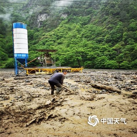 持续强降雨致云南怒江贡山县发生泥石流灾害 高清图集 中国天气网