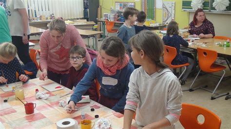 Grundschule am Wäldchen Adventsbasteln 2019