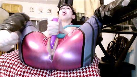 Princessberpl Nude On Twitch Widowmaker Tentacle Fuck Show Chat Live Porn