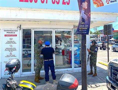 Ninja Asalta Farmacia Del Ahorro En Ej Rcito Mexicano