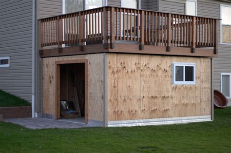 Enclosing The Space Under A Deck • Decks Ideas