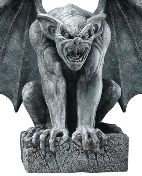 Gargoyle Statue 104 X 67cm | Unique Halloween Decoration | Horror-Shop.com