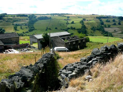 Colne Valley Footpath Approaching Humphrey Bolton Cc By Sa