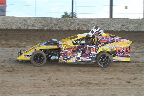 UMP DIRTcar Modifieds Stlracingphotos