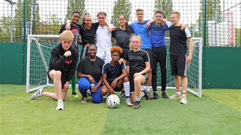 Die Jungs-WG: Abenteuer Amsterdam - ZDFtivi