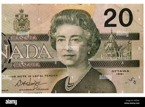 Queen Elizabeth Canada Bank Note Hi Res Stock Photography And Images