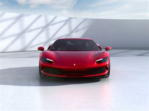 Ferrari 296 GTB Breaks Cover With 818-HP Plug-In Hybrid V6 Turbo ...