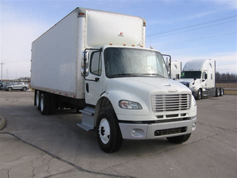 2016 Freightliner M2 106 Truck Country