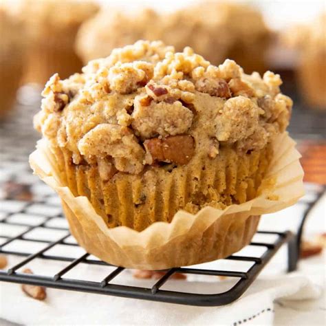 Cinnamon Streusel Muffins Beaming Baker