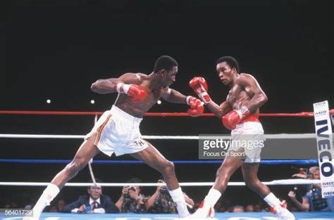 Sugar Ray Leonard Dodges A Punch From Thomas Hearns At Ceasars Palace