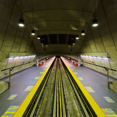 Discover Montreal's Metro System And Its Amazing Stations (Photo Gallery)