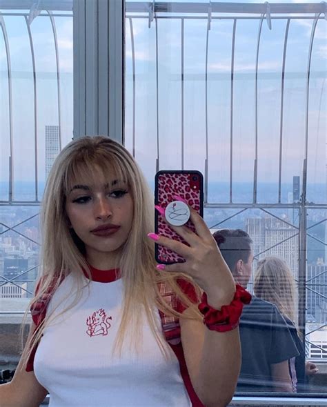Baddie Angel Aesthetic Outfits Baddie Wallpaper Iphone Red 16 Ideas