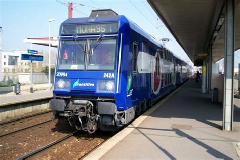 RER D en Essonne Une personne est tombée sur les voies à Grigny le