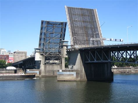 Morrison Bridge