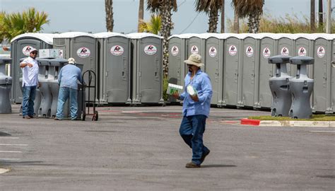 Spacex Starship Launch Draws Visitors To South Texas From Across Globe