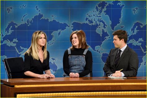 Vanessa Bayer To Leave Snl After Seven Seasons Photo 3902087
