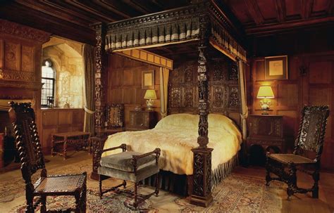 Hever Castle Bedroom Anne Of Cleves Castle Bedroom Medieval Bedroom