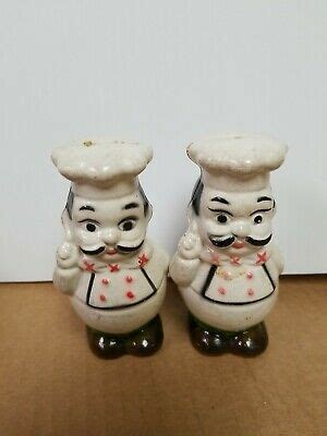 James Bregenzer Vintage Chefs Salt And Pepper Shakers Molded