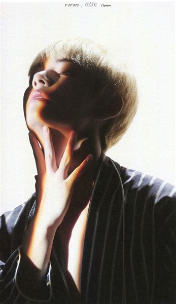 História A submissa BTS Imagine Kim Taehyung Hot Five História escrita por Beatrizofkook