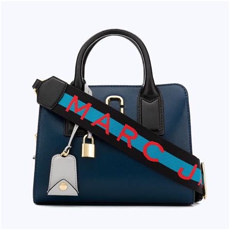 Сумки Marc Jacobs Little Big Shot купить в Москве по дисконт ценам