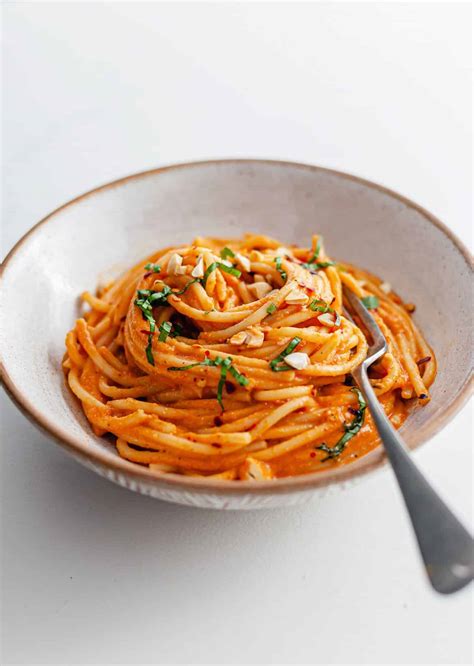 Roasted Red Pepper Pasta So Vegan