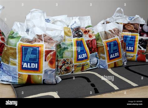 Grocery Bags Concept Hi Res Stock Photography And Images Alamy