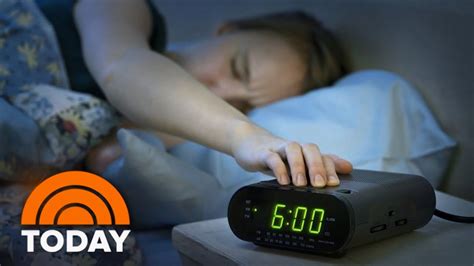 Why Hitting The Snooze Button Might Be Good For Your Health Youtube